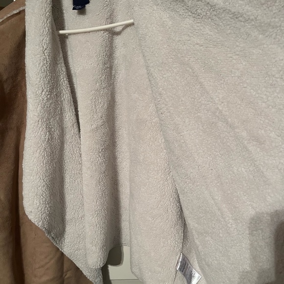 GAP Tan Soft Suede Vest - Picture 4 of 5